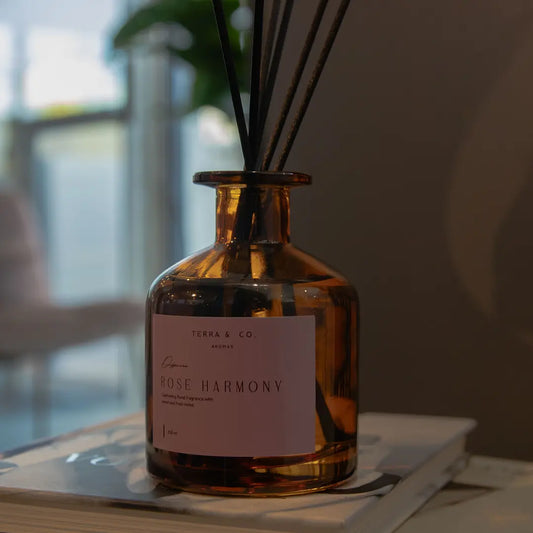Difusor de Varitas - Rose Harmony: Suavidad y elegancia de los pétalos de rosa 150ml